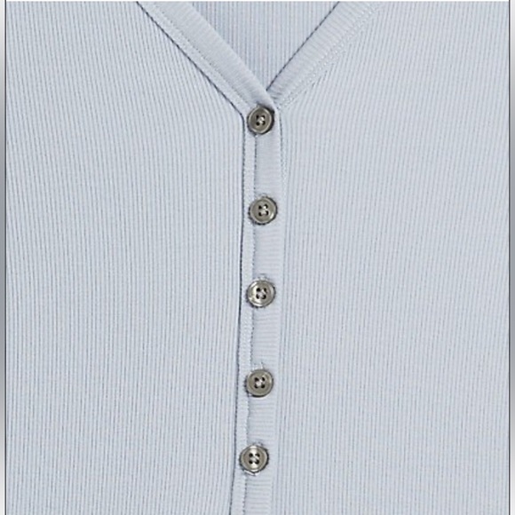 Hudson North Women’s Henley Long Sleeve Body Suit. Light Blue. Size XS. NWT. - Picture 8 of 11